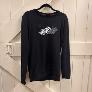 Mammut men’s black crewneck with printed front design size small